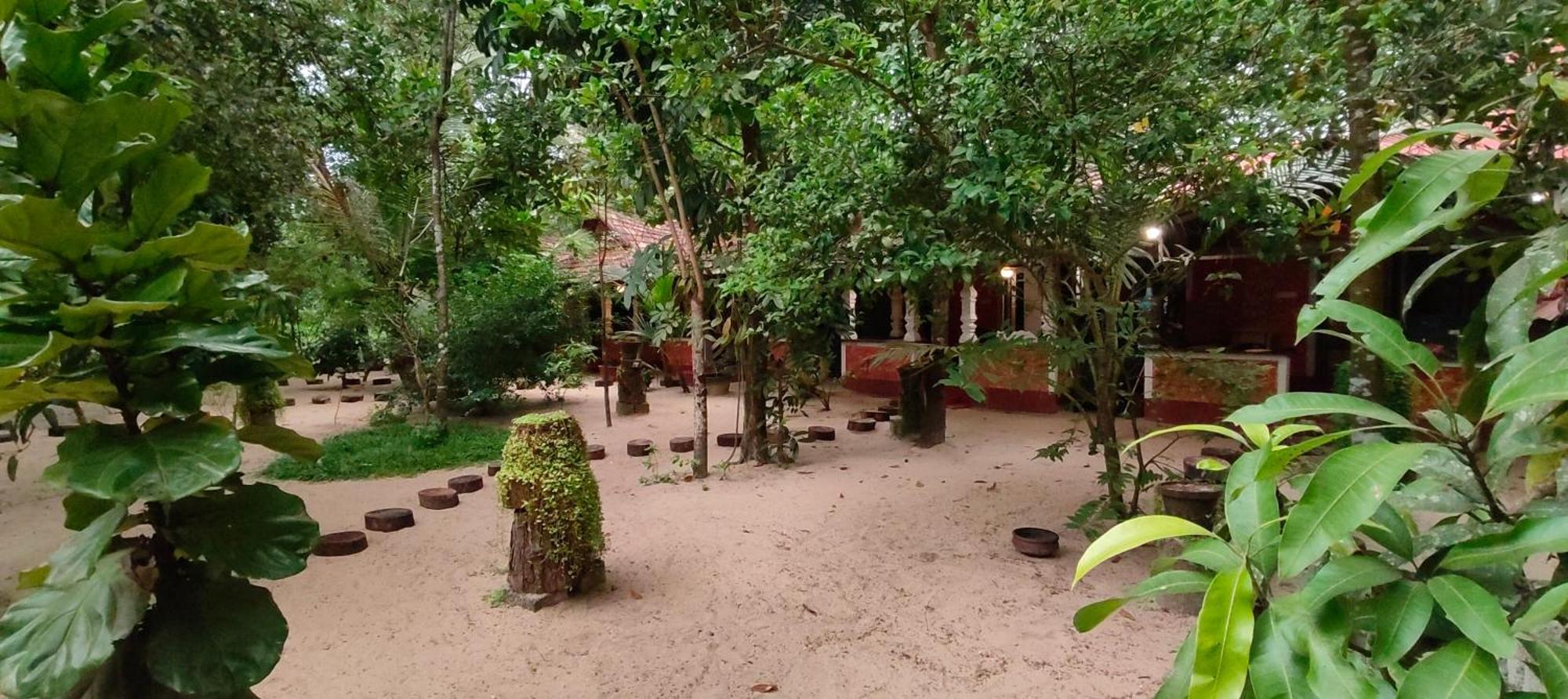 Abba Marari Beach Villas & Homestay Mararikulam Alappuzha Buitenkant foto